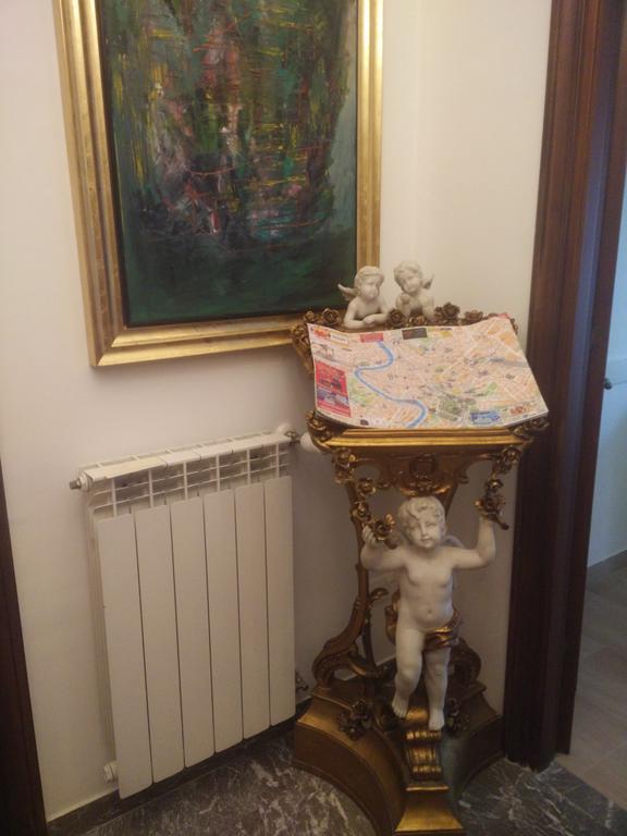 Vatican Doors Bed & Breakfast *